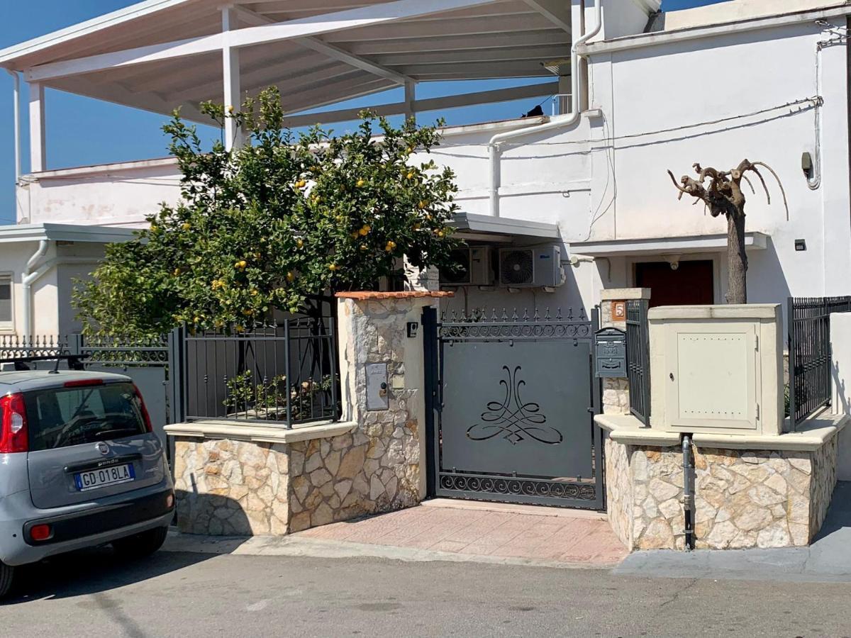 B&B Casa Biscotti Peschici Exterior foto